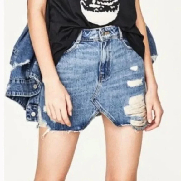 Zara blue  denim mini skirt size small - Picture 1 of 4